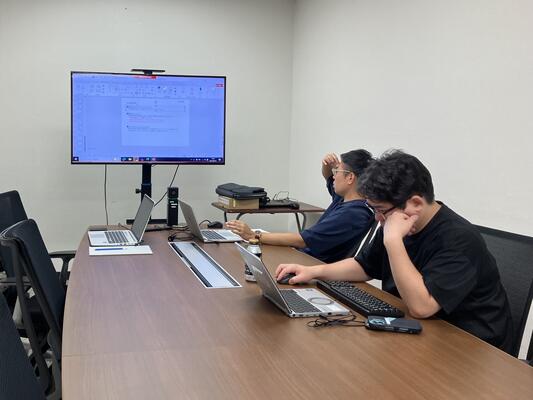執行委員会を開催しました。